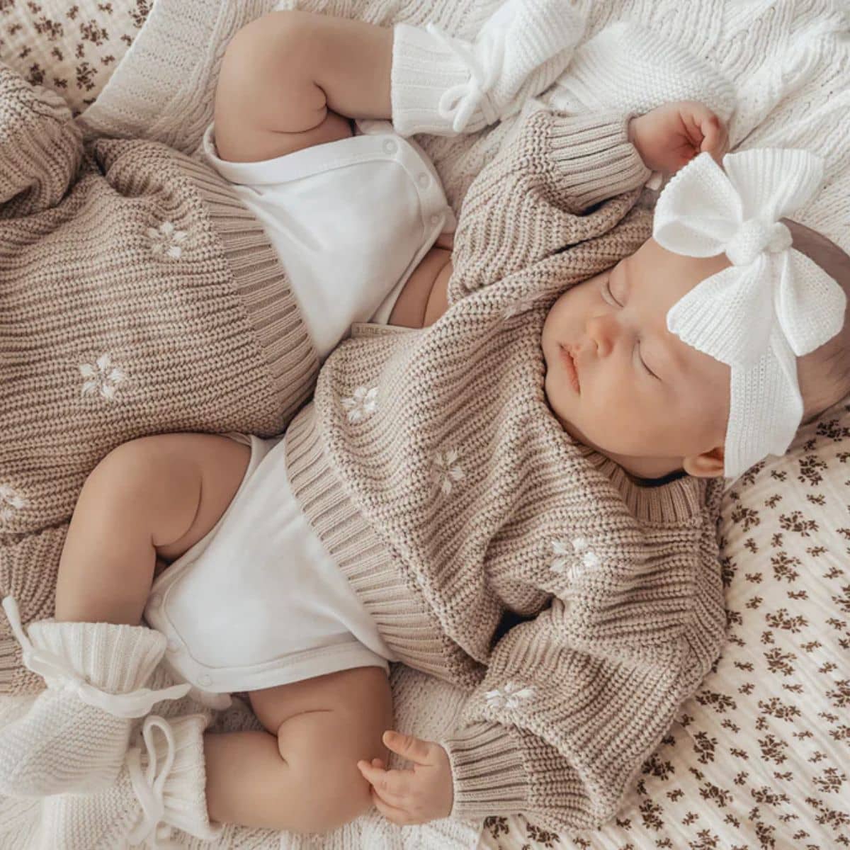 3 Little Crowns Chunky Knit Jumper - Flowers