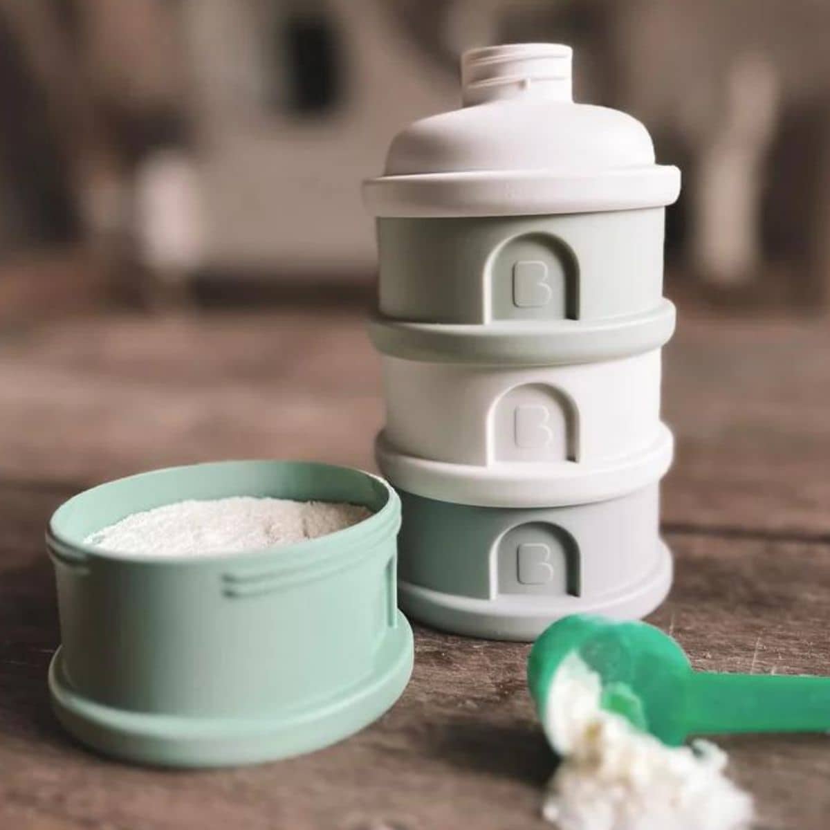 Beaba Formula and Snack Container - Sage Green