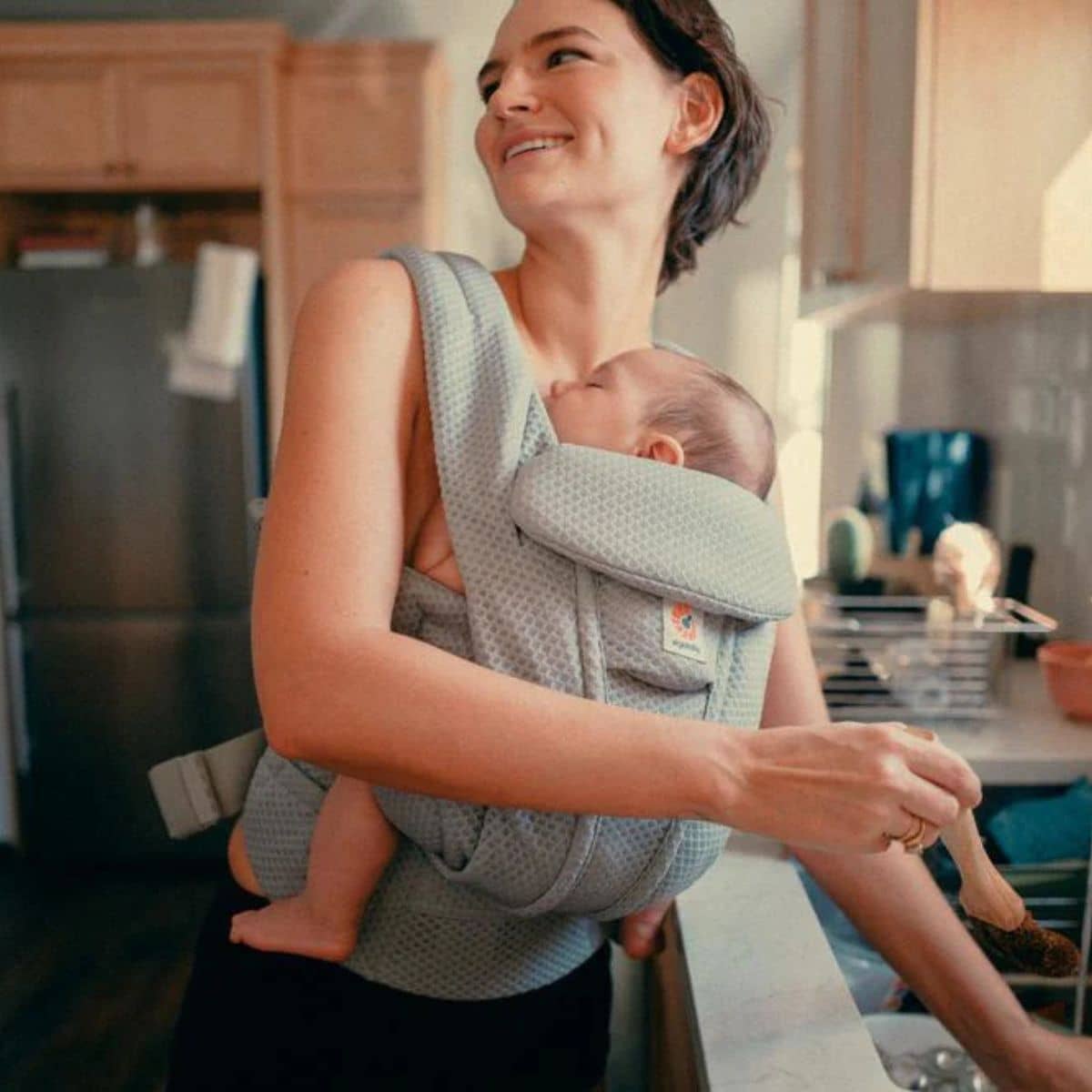 Ergobaby Omni Deluxe Carrier - Pearl Grey