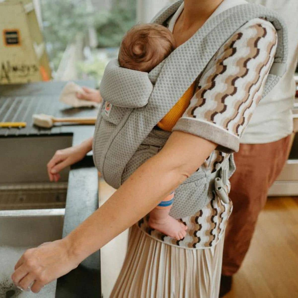 Ergobaby Omni Deluxe Carrier - Pearl Grey