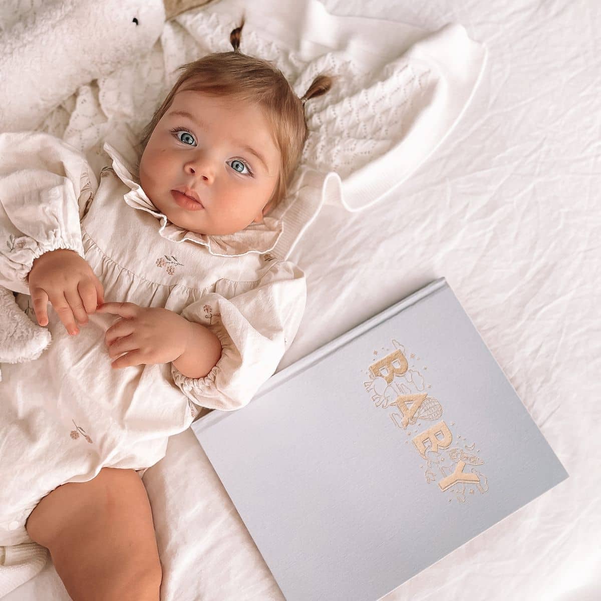 Fox & Fallow Baby Book - Powder