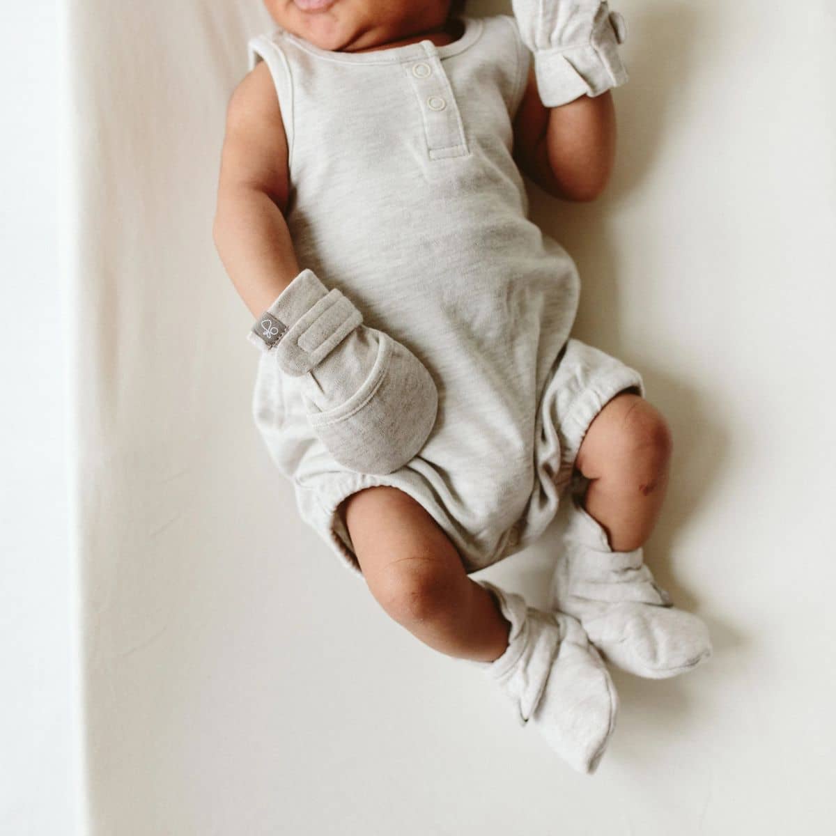 Goumi Stay On Baby Mitts - Two Pack - Storm Grey + Gridlock