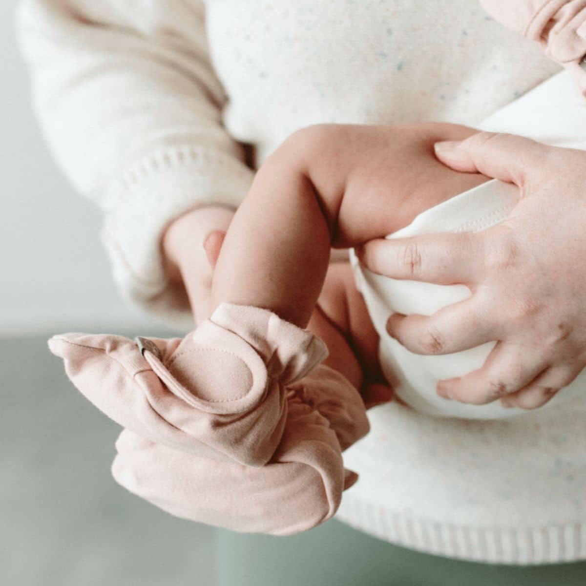 Goumi Stay On Baby Mitts + Boots Set - Rose