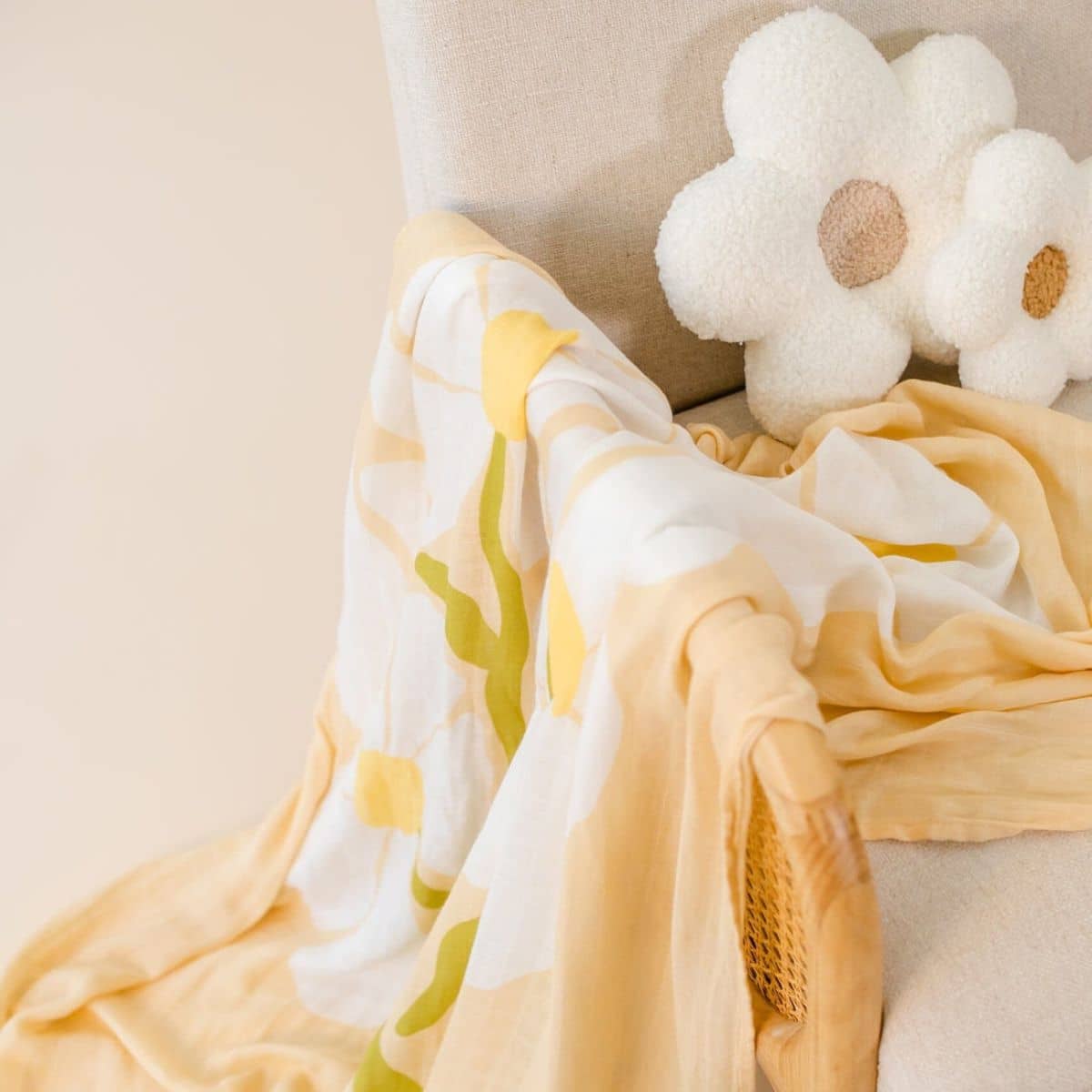 Kiin Baby Organic Muslin Swaddle - Fleur - Warm Oat