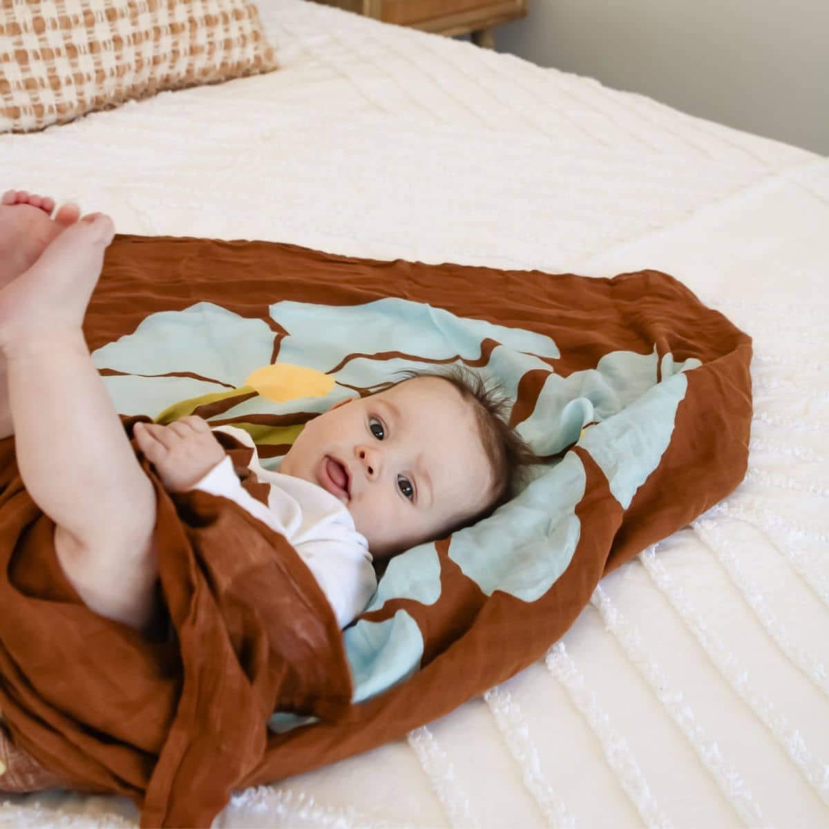 Kiin Baby Organic Muslin Swaddle - Fleur - Umber