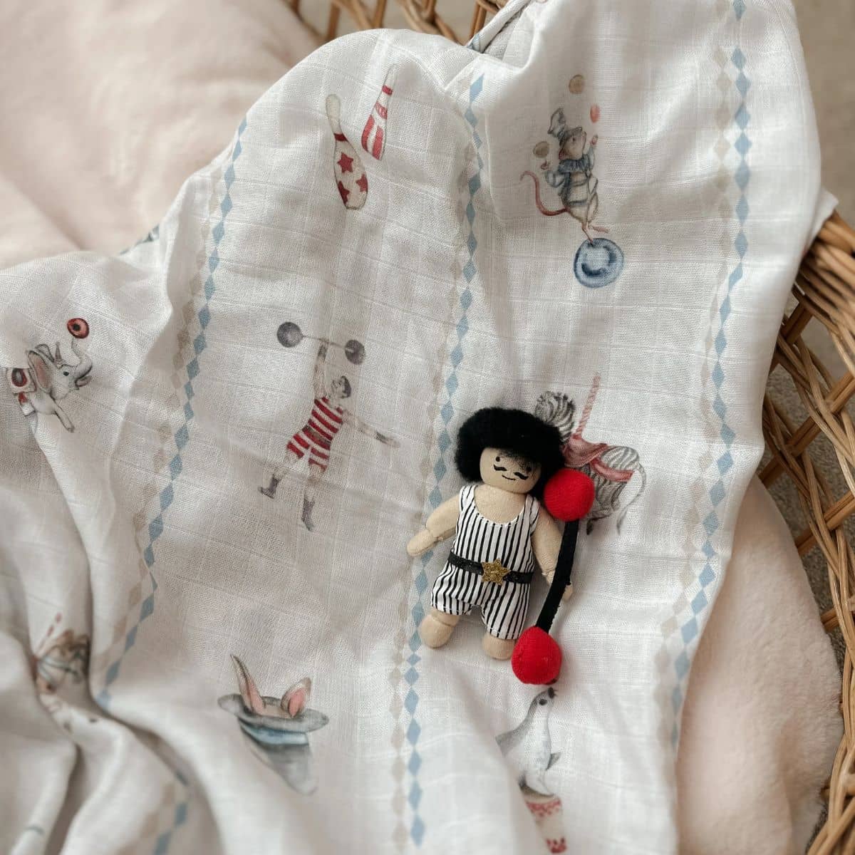 Pop Ya Tot Organic Cotton Swaddle Wrap - Le Cirque