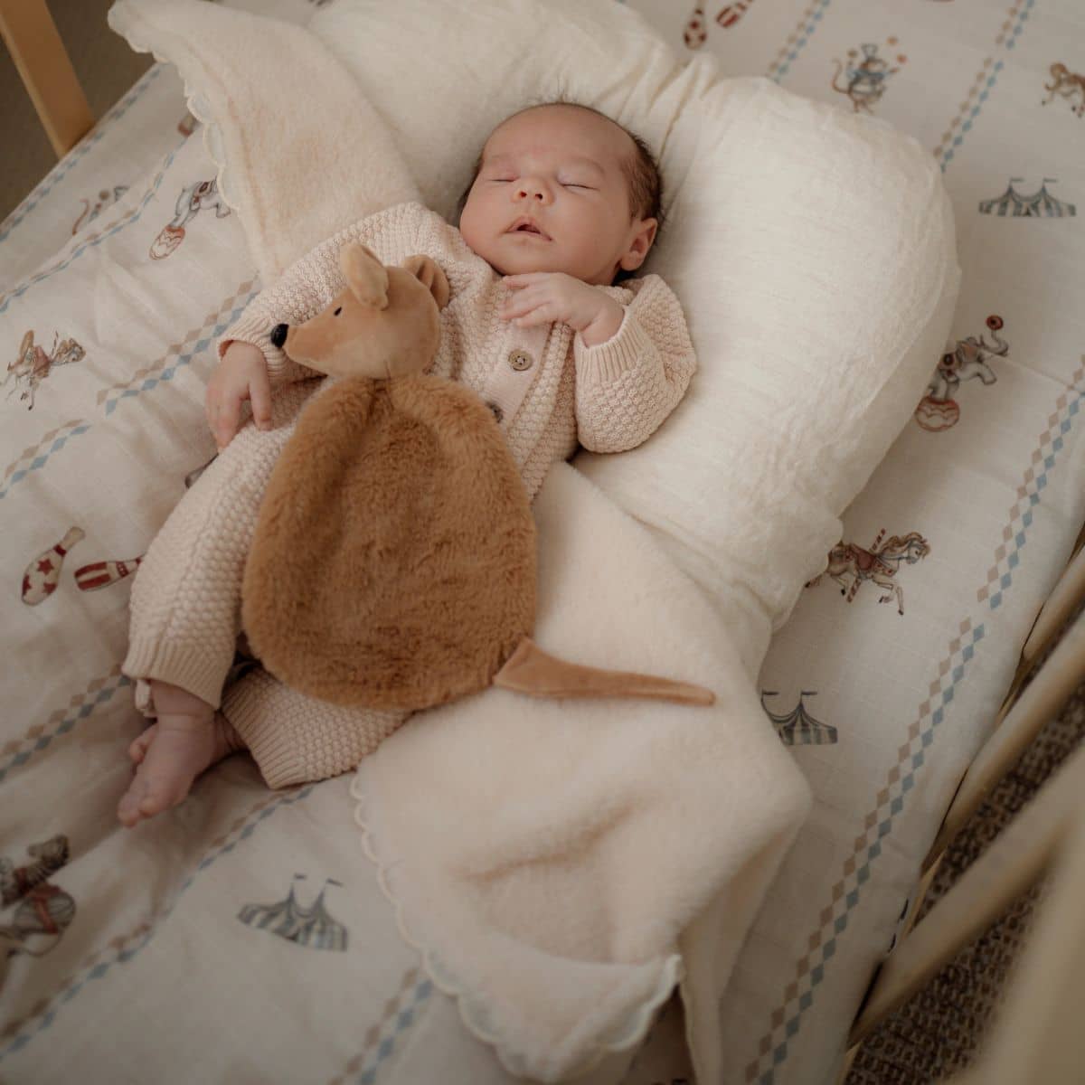 Pop Ya Tot Fur Lined Cot Blanket - Le Cirque