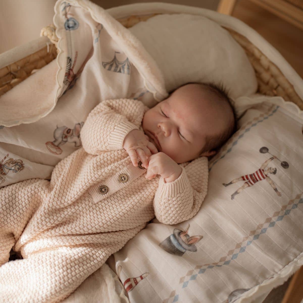 Pop Ya Tot Fur Lined Cot Blanket - Le Cirque