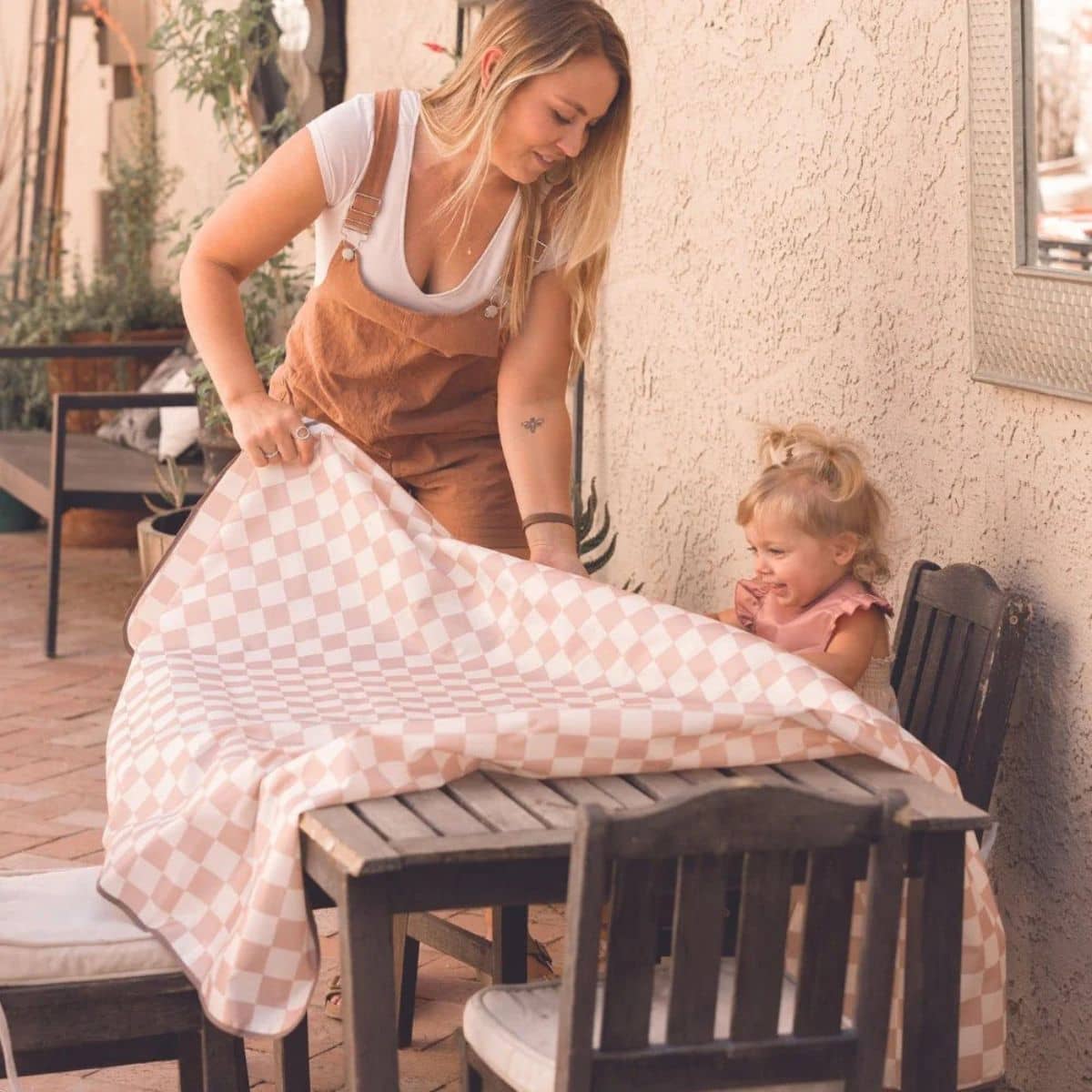 Tiny Twinkle Mess-Proof Splat Mat - Beige Checkers