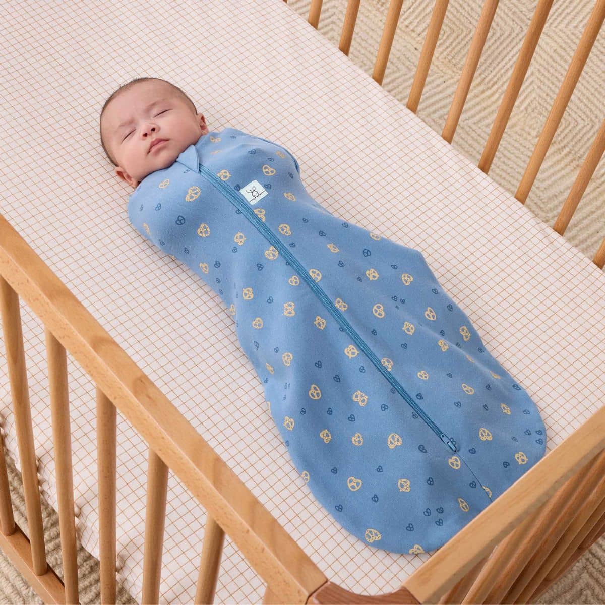 ergoPouch Cocoon Swaddle Bag 1.0 TOG - Petite Pretzel