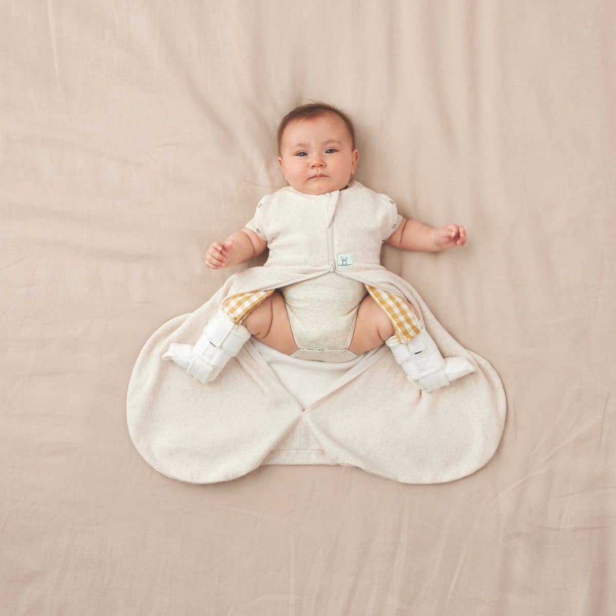 ergoPouch Hip Harness Cocoon Swaddle Bag 1.0 TOG - Oatmeal Marle