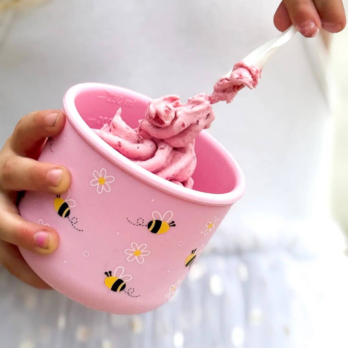 BBcino Reusable Snack Pot - 250ml Silicone - Bumble