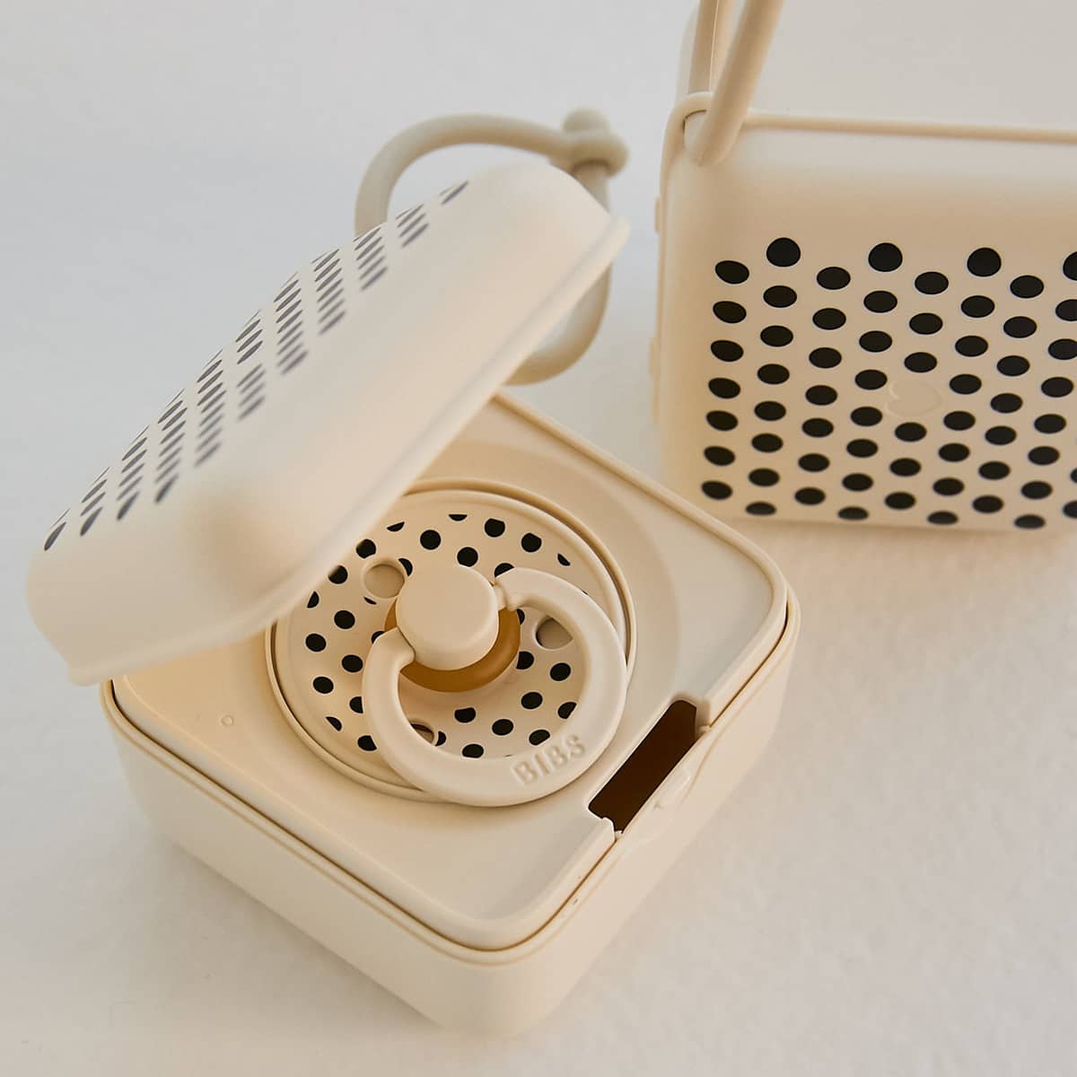 BIBS Pacifer Box - Polka Ivory/Black