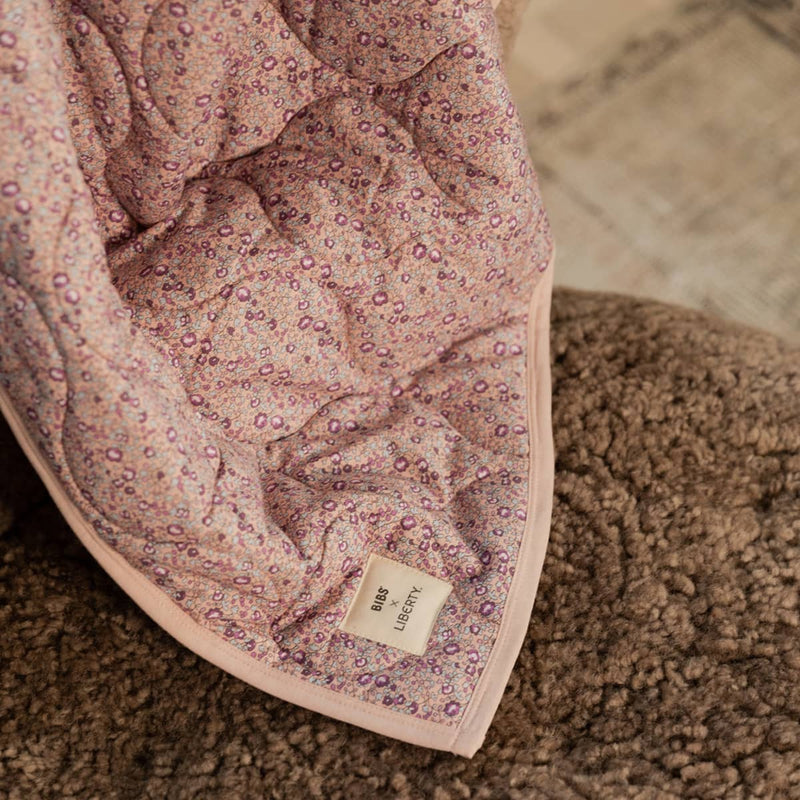 BIBS x LIBERTY Quilted Blanket Eloise / Blush