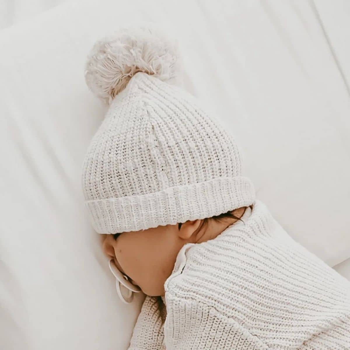 Blossom & Pear Chunky Knit Beanie - Cloud