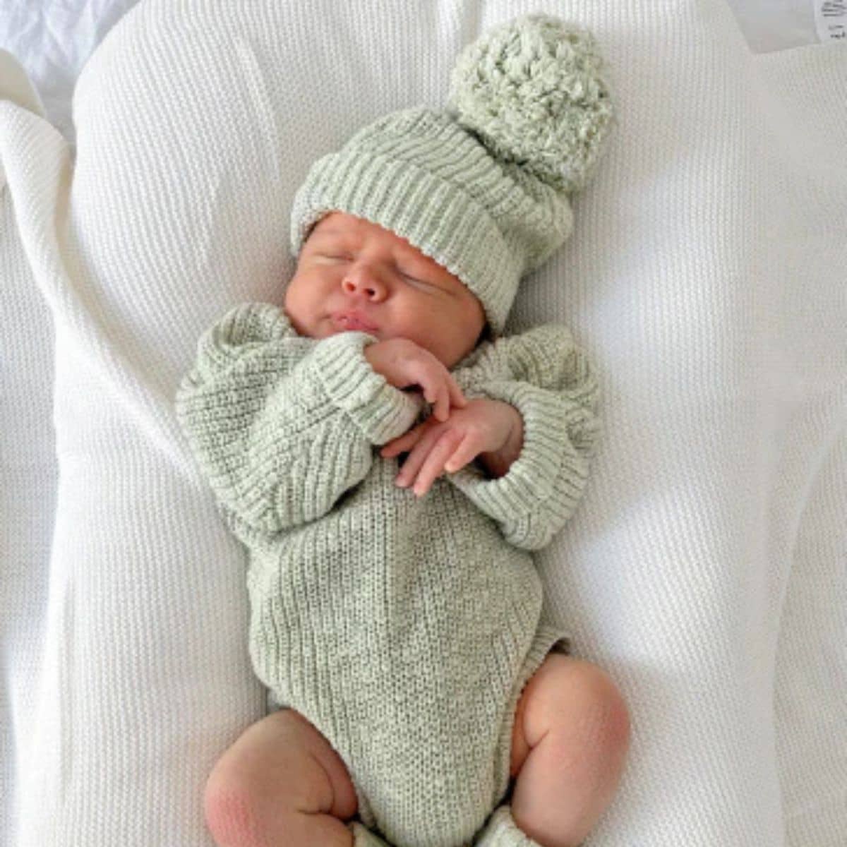Blossom & Pear Chunky Knit Beanie - Pear