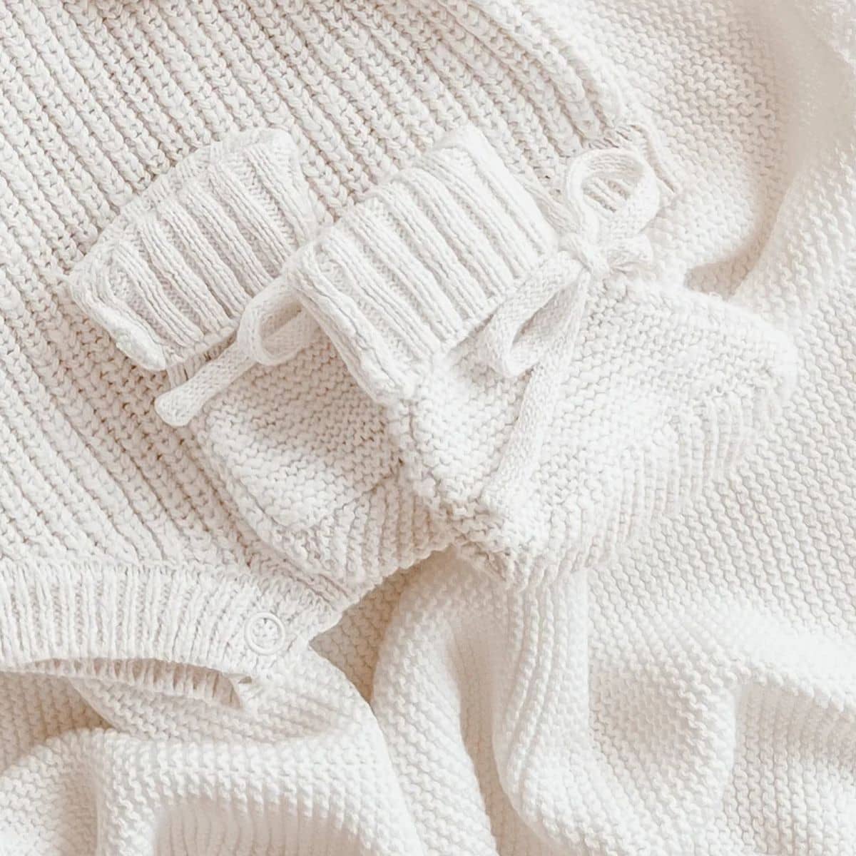 Blossom & Pear Chunky Knit Booties - Cloud