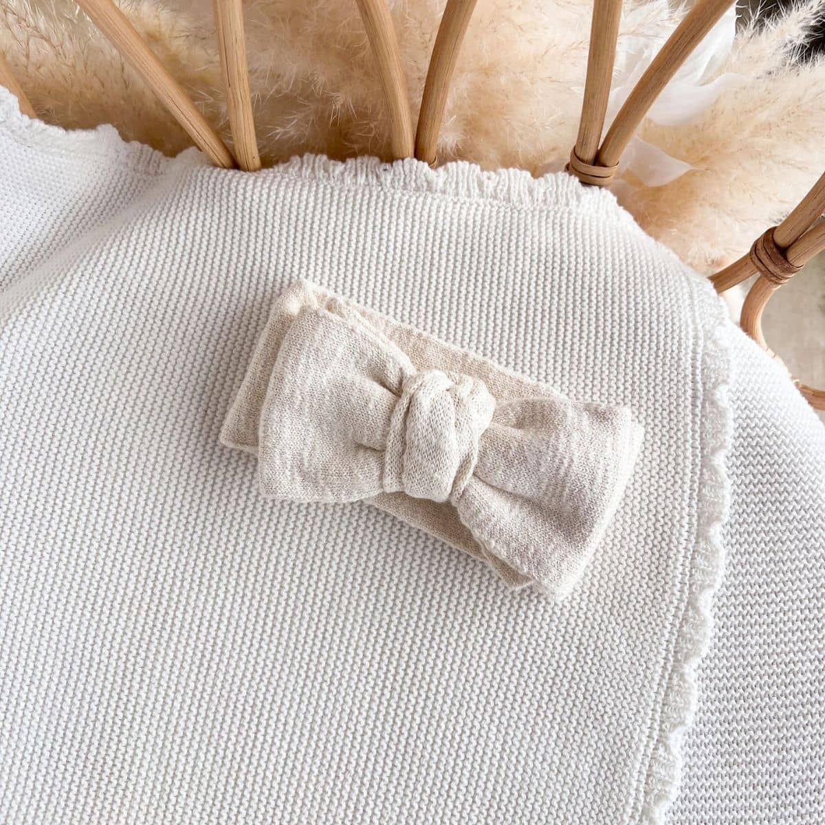 Blossom & Pear Chunky Knit Topknot - Honey