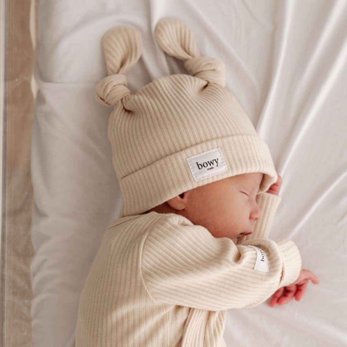Bowy Made Double Knot Beanie - Cream