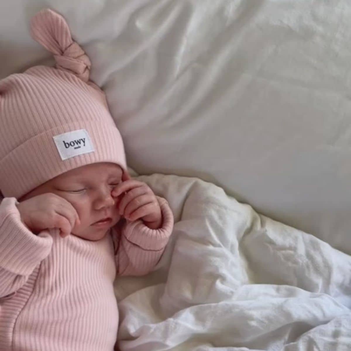 Bowy Made Double Knot Beanie - Dusty Pink