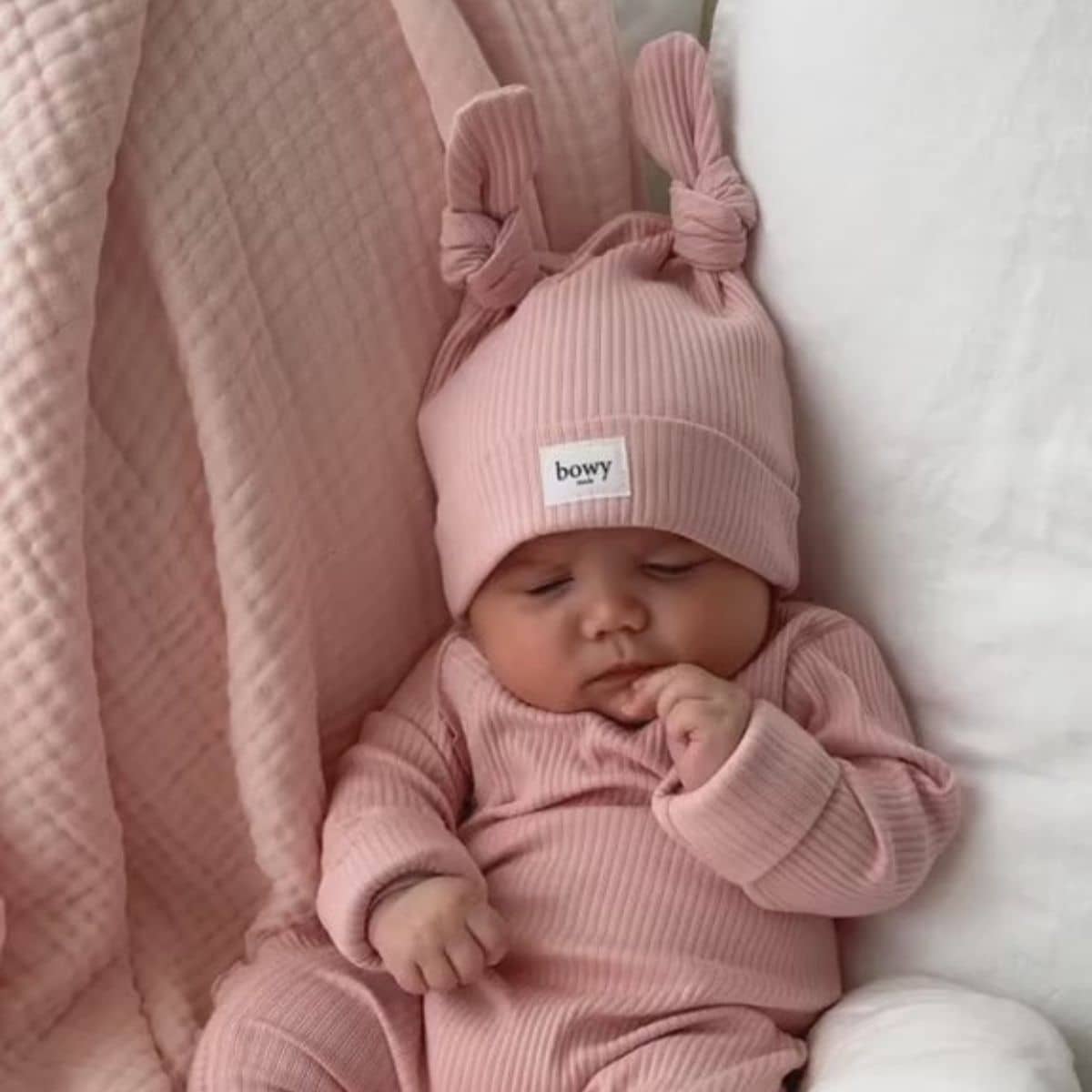 Bowy Made Double Knot Beanie - Dusty Pink