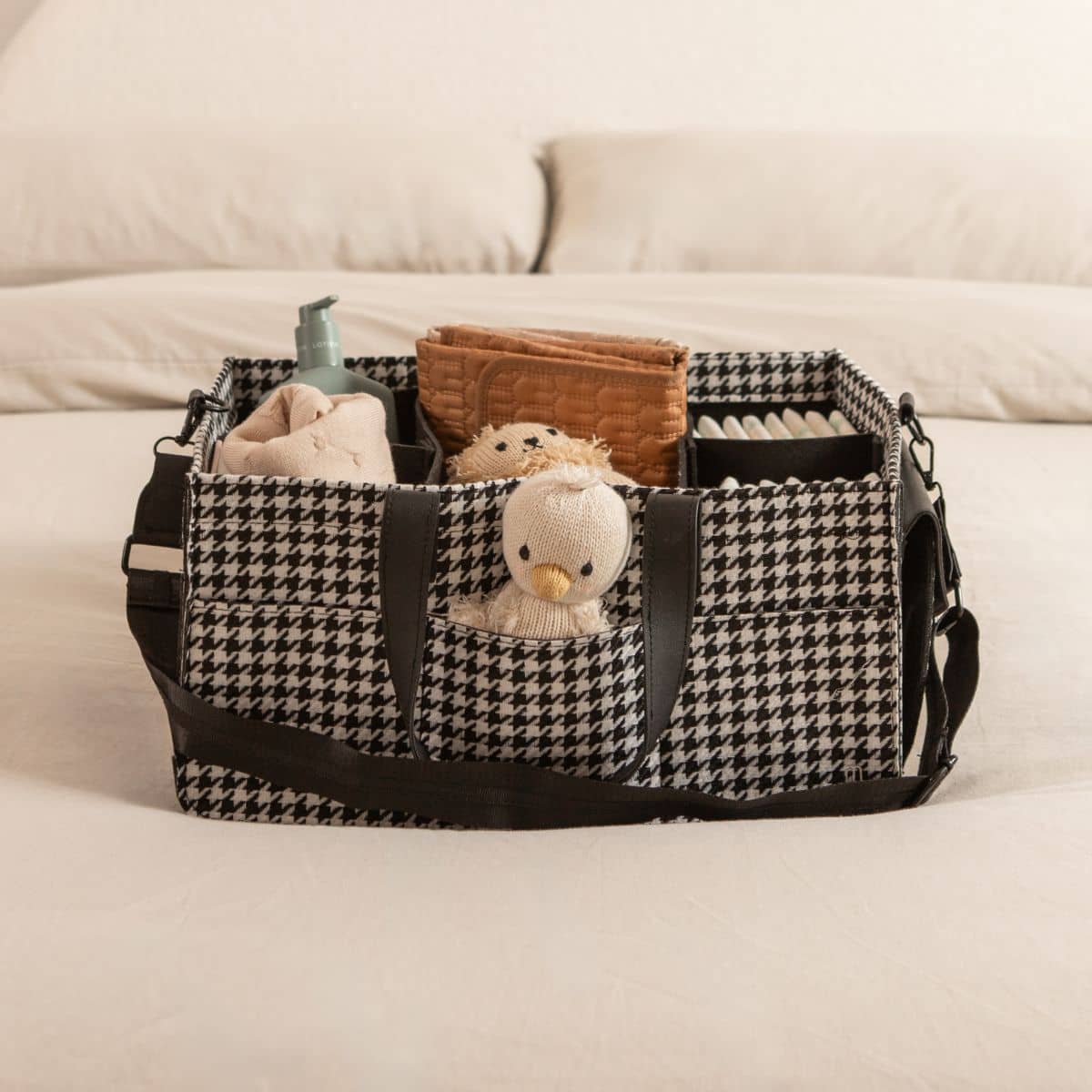 Bunnie Caddie Deluxe Nappy Organiser - Houndstooth Black