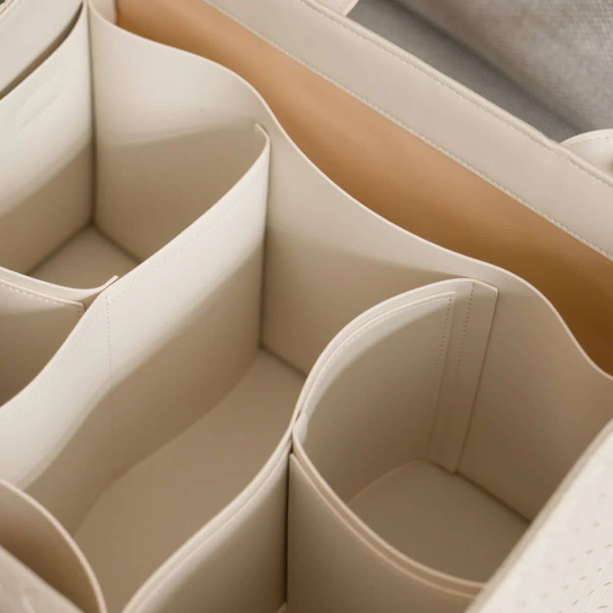 Bunnie Caddie The Edition Nappy Organiser - Cream