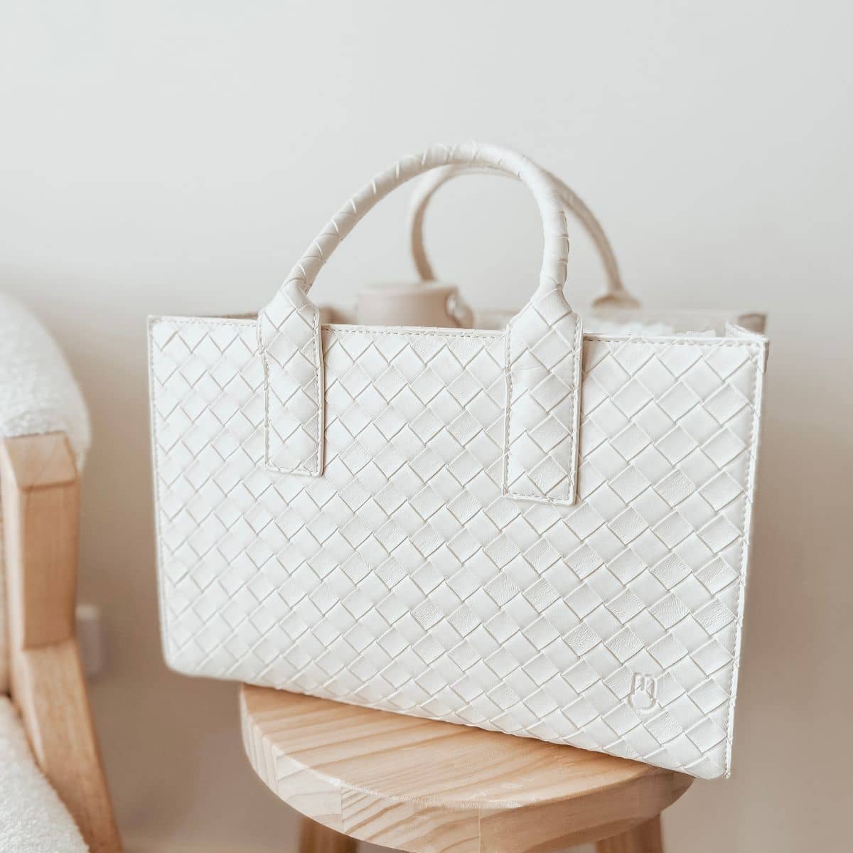 Bunnie Caddie The Mini Edition Nappy Organiser - Off White