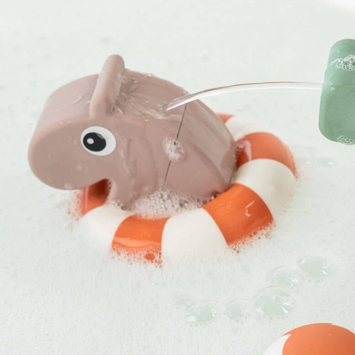 Done by Deer Bath Squirter Toy - Ozzo