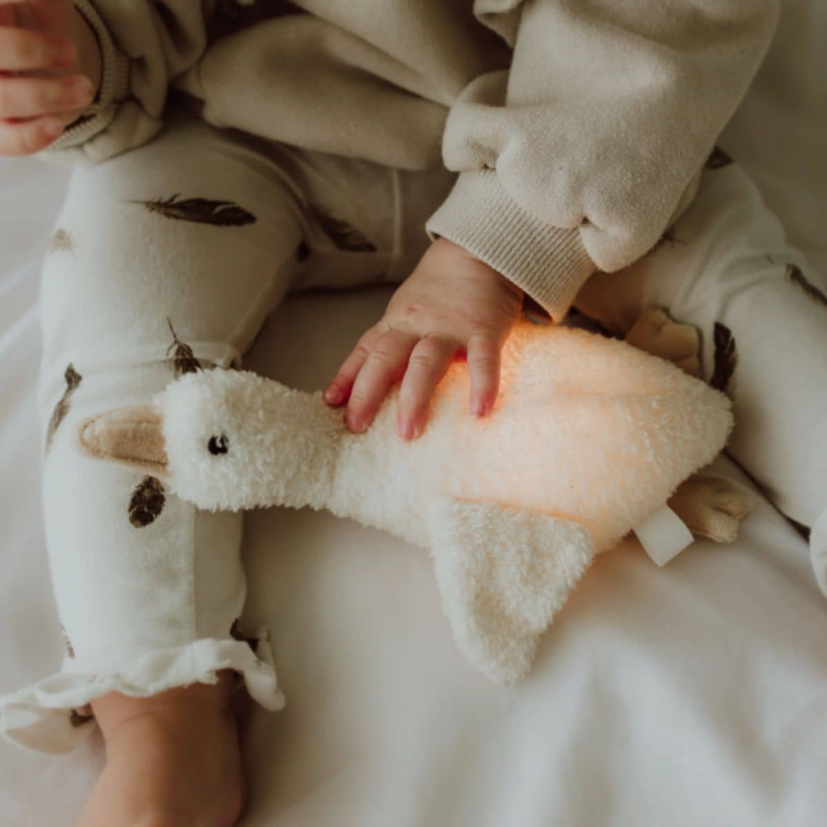 Flow Amsterdam Plush Night Light - Liva Beige