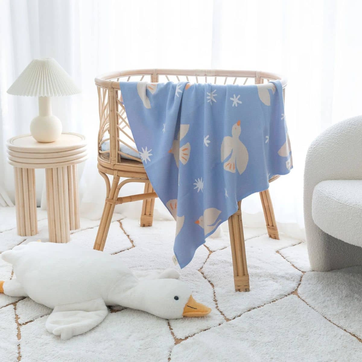 Fox & Fallow Knit Baby Blanket - Blue Doves