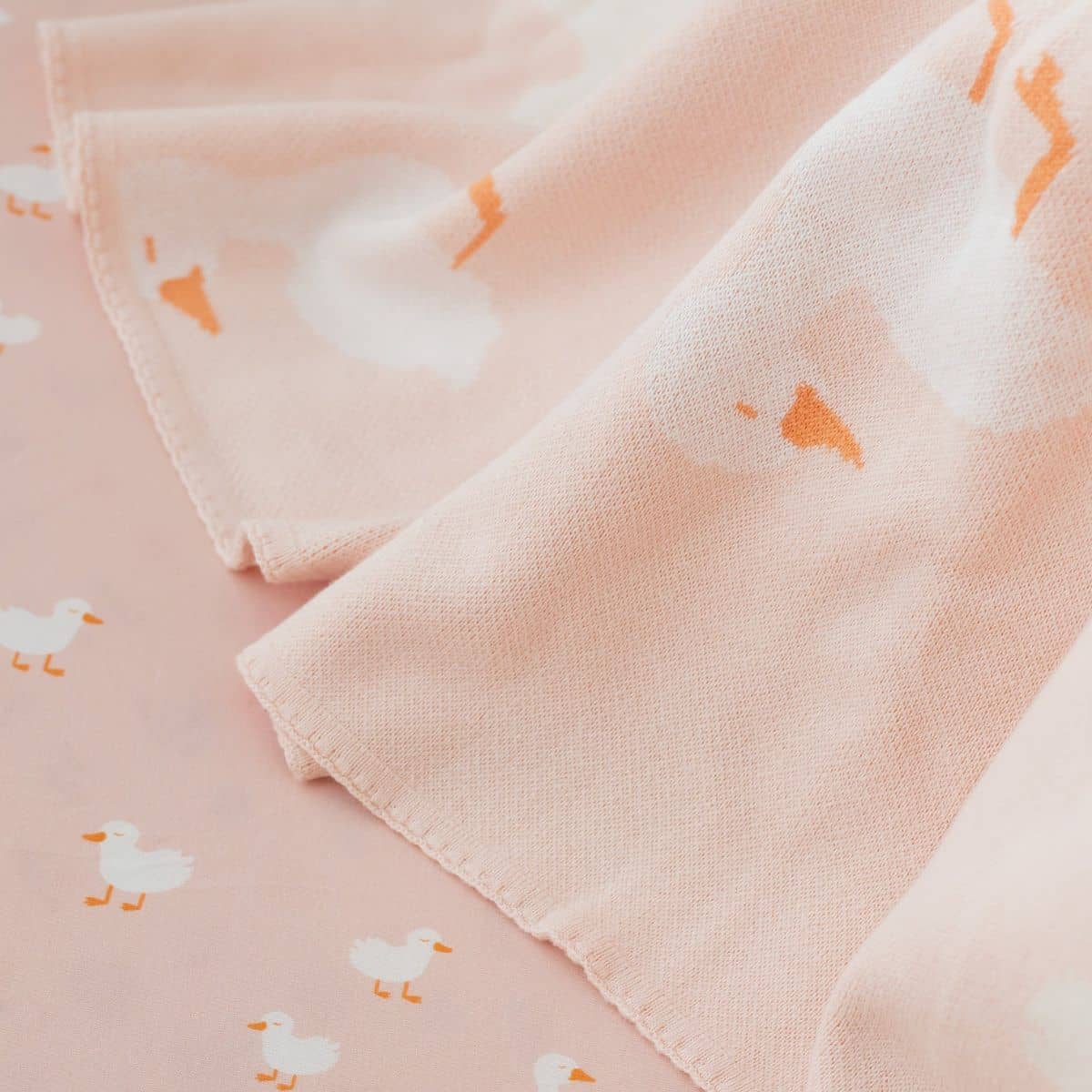 Fox & Fallow Knit Baby Blanket - Pink Ducks