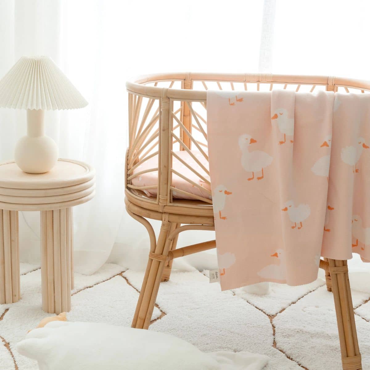 Fox & Fallow Knit Baby Blanket - Pink Ducks