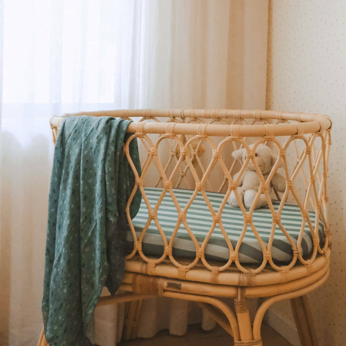 Fox & Fallow Organic Fitted Bassinet Sheet - Sage Stripe