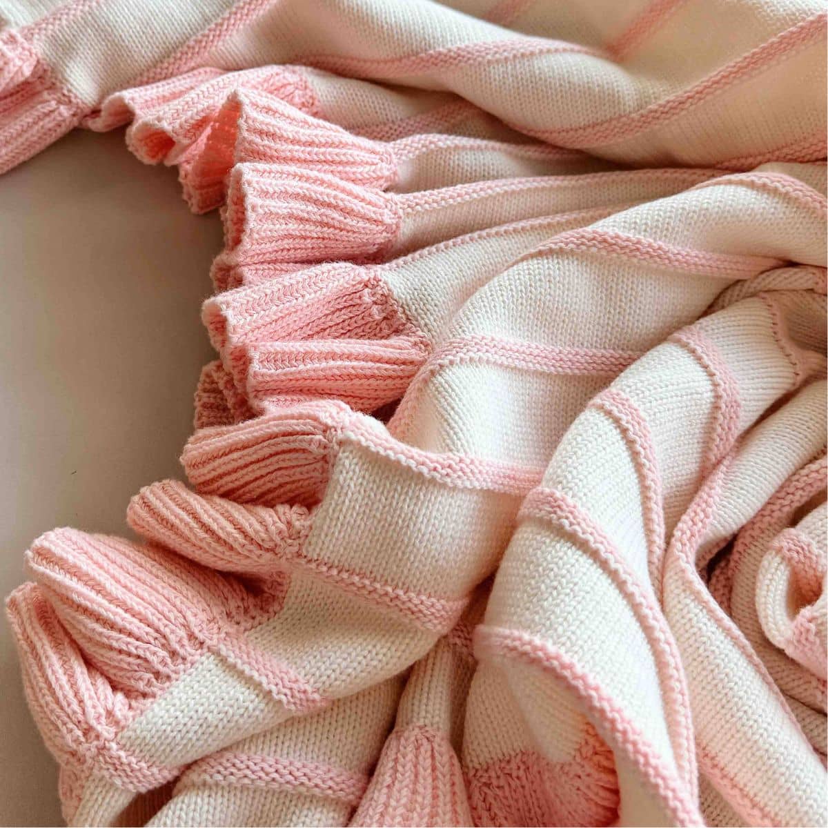 Freckles the Label Raised Stripe Frill Blanket - Sweetpea