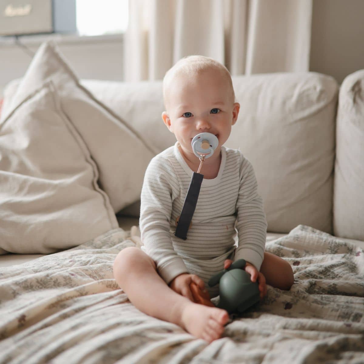 Frigg Multi Pacifier Six Pack - Silicone