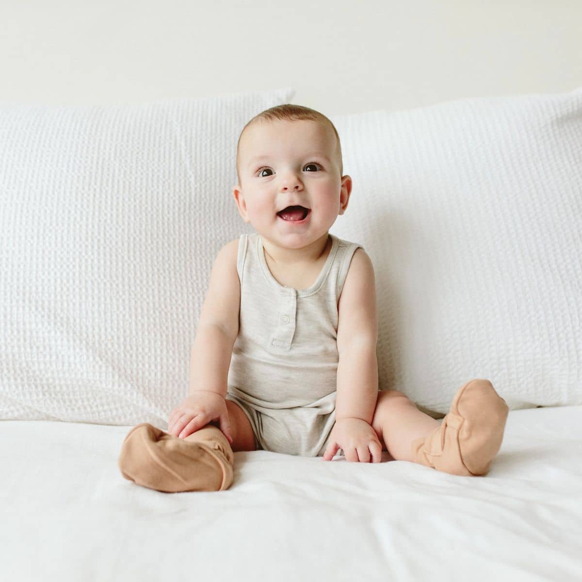 Goumi Stay On Baby Boots - Sandstone