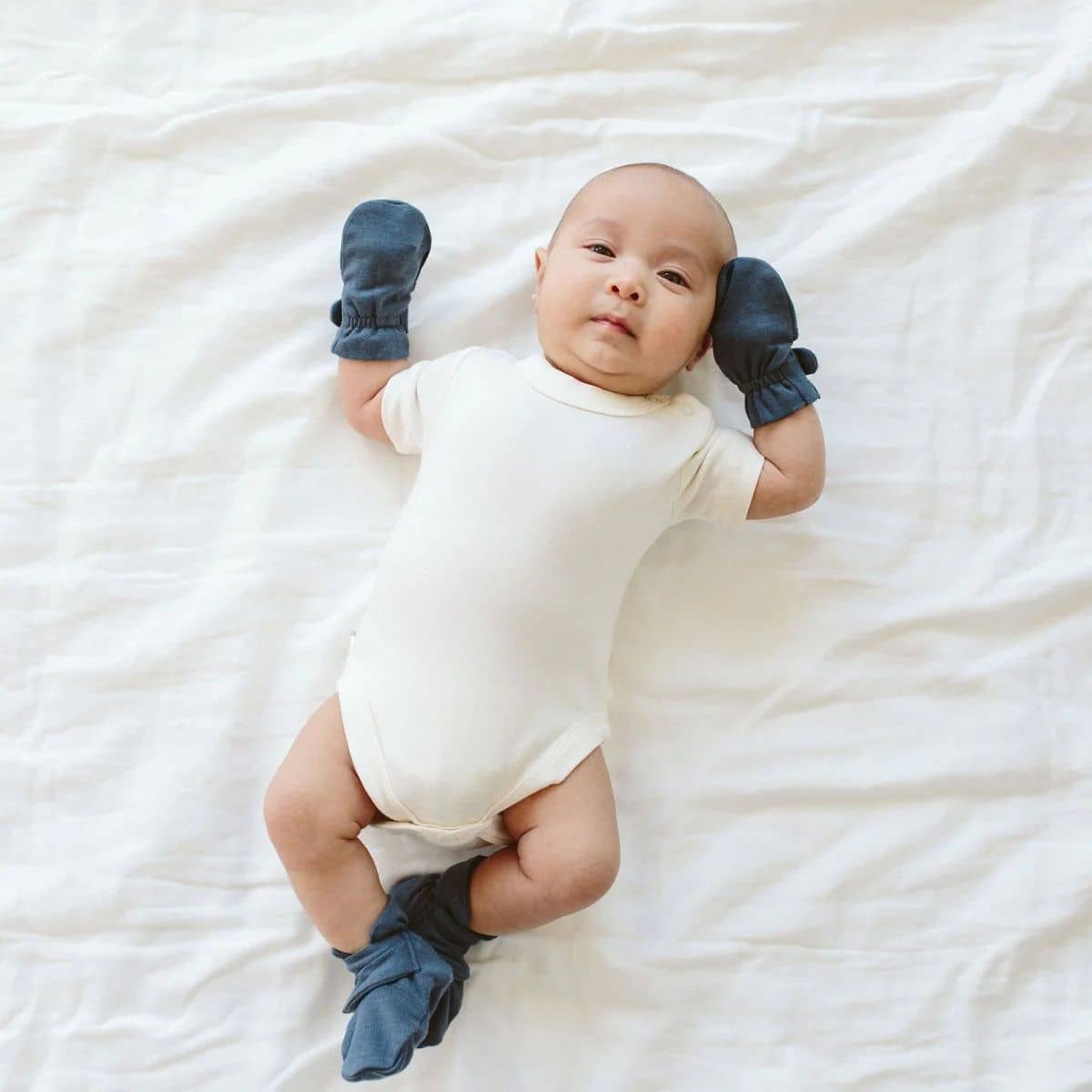 Goumi Stay On Baby Mitts + Boots Set - Midnight