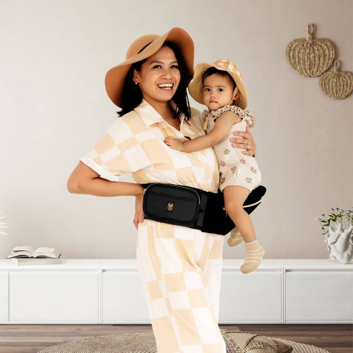 Hackerlily Hipsurfer - Hipseat Baby Carrier + Bum Bag - Black Vegan Leather