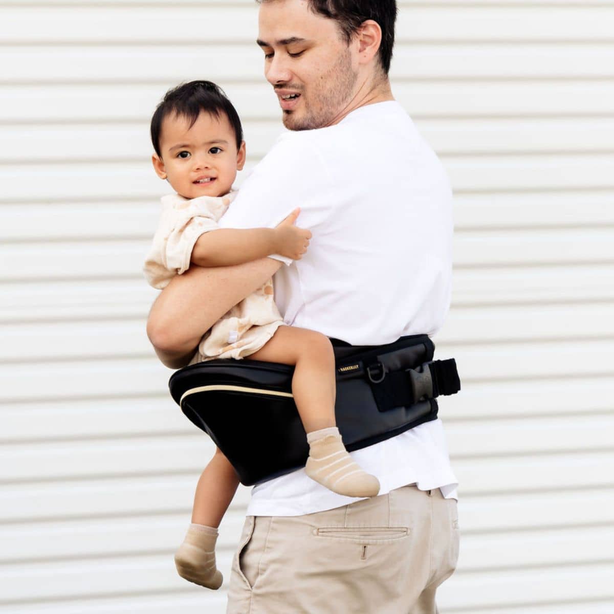 Hackerlily Hipsurfer - Hipseat Baby Carrier + Bum Bag - Black Vegan Leather