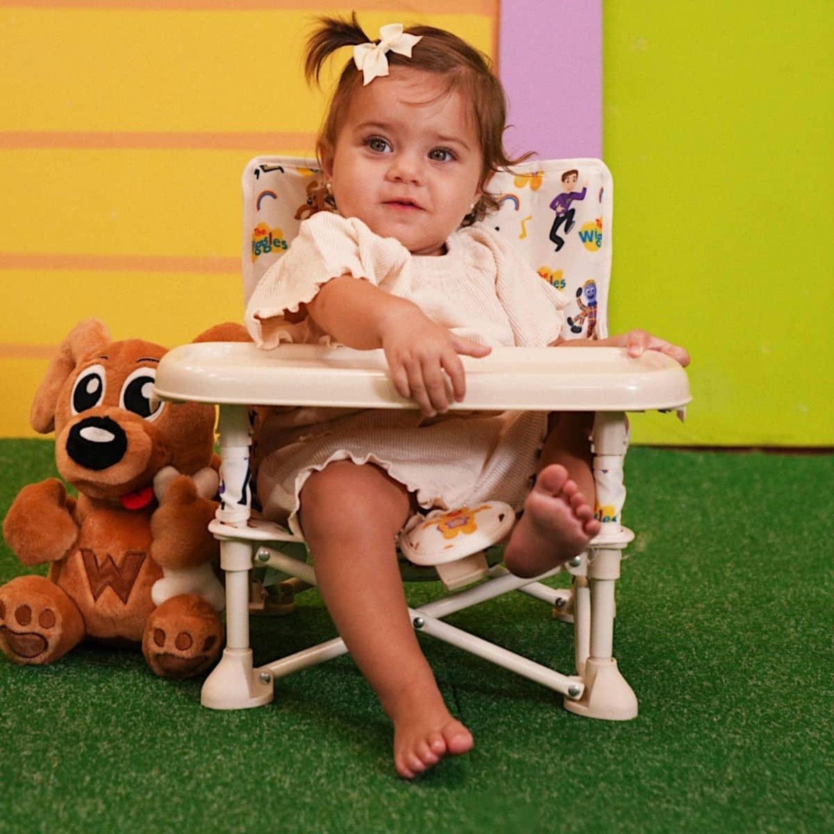 Izimini Outdoor Baby Chair v2 - Rainbows