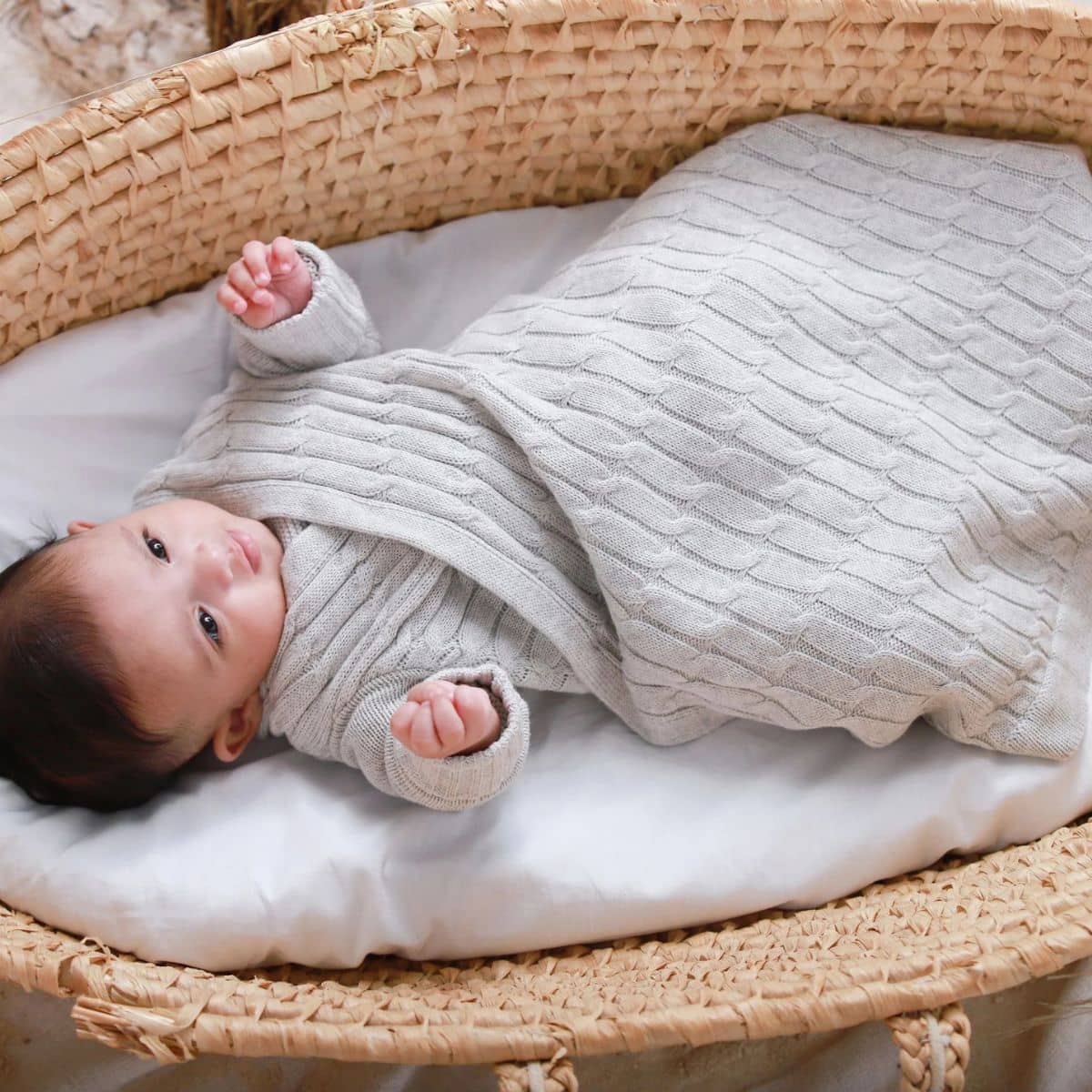 Jujo Baby Shwrap Knitted Blanket With Sleeves - Luxury Cable - Silver Melange