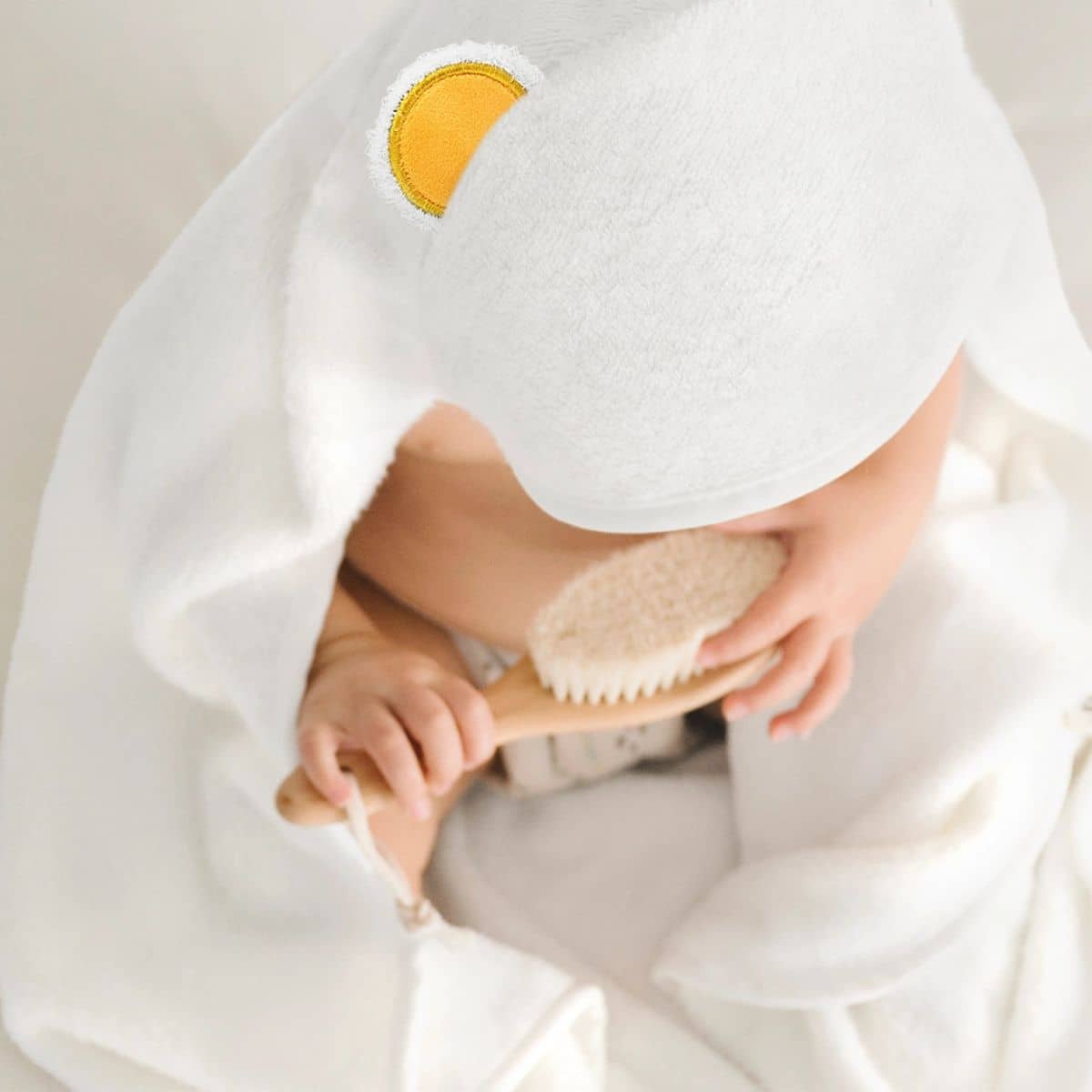 KeaBabies Cuddle Baby Hooded Towel - Bear