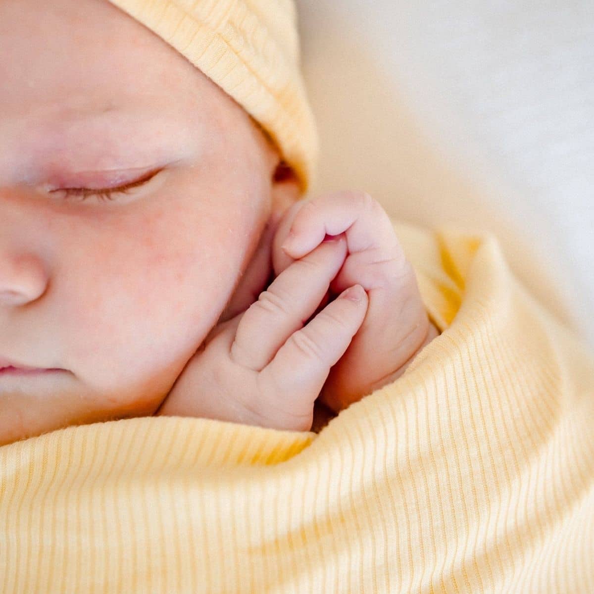 Kiin Baby Bamboo Stretch Swaddle - Buttercup
