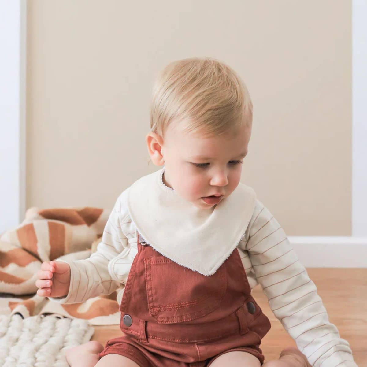 Kiin Baby Dribble Bib - Oatmeal