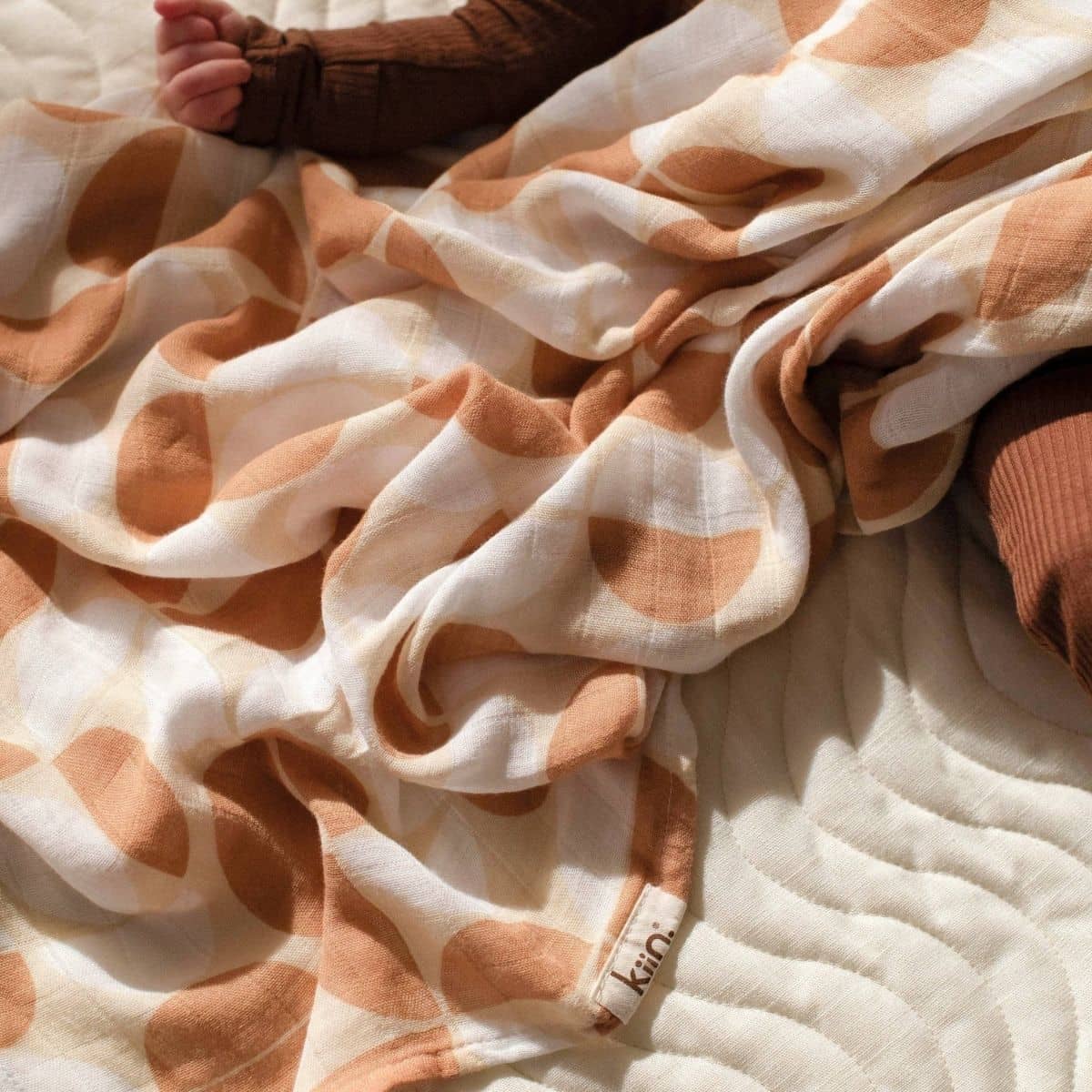 Kiin Baby Organic Muslin Swaddle - Limited Edition - Pebble