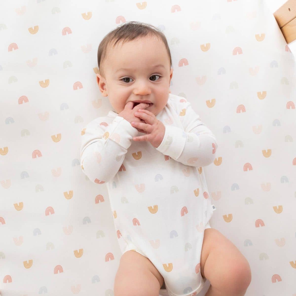 Kynd Baby Fitted Cot Sheet - Over The Rainbow