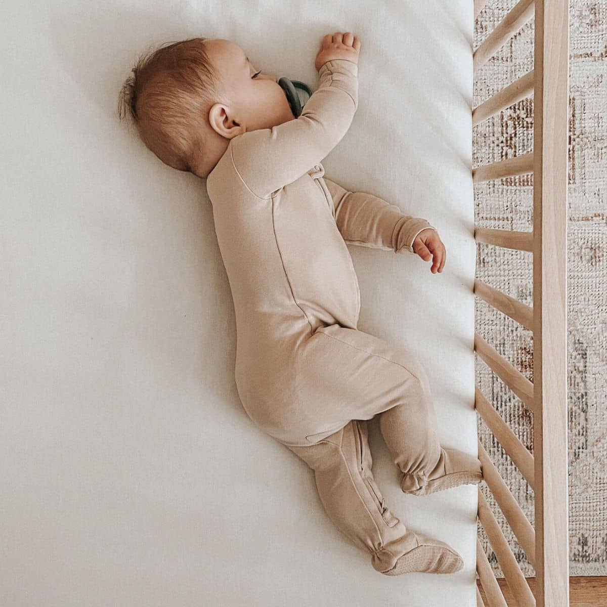 L'ovedbaby Organic 2-Way Zipper Footie - Oatmeal