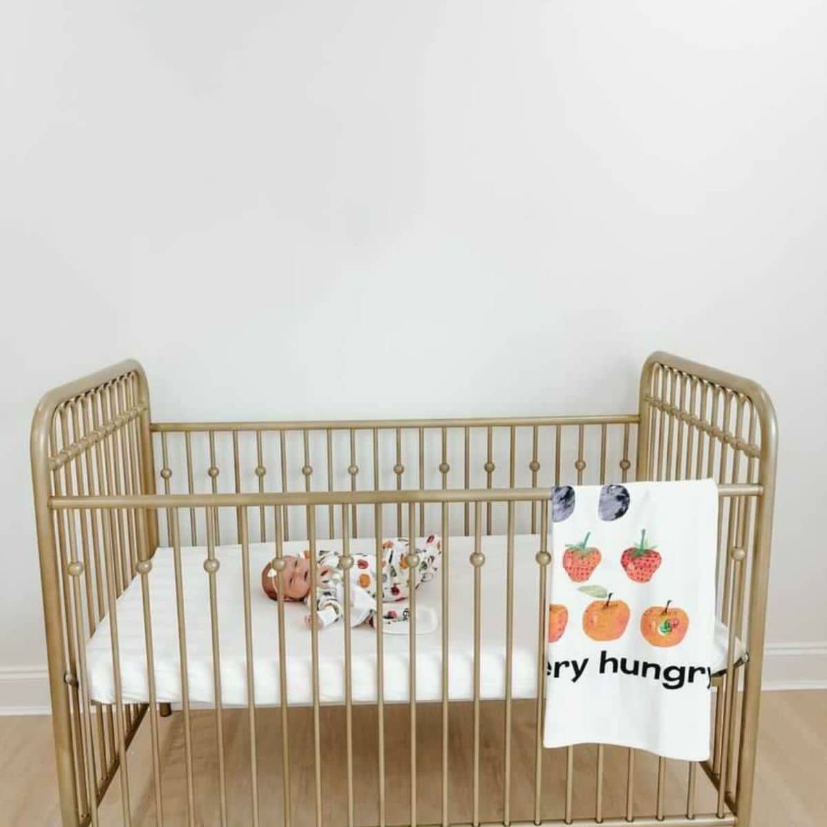L'ovedbaby x The Very Hungry Caterpillar Organic Blanket - Very Hungry