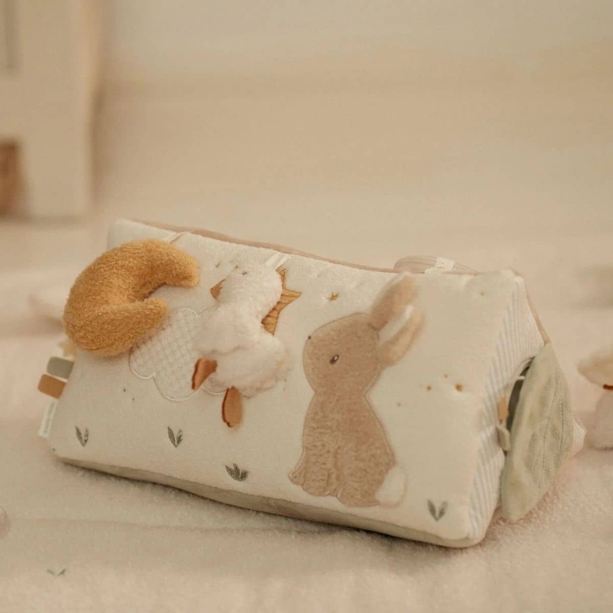 Little Dutch Newborn Naturals Activity Triangle